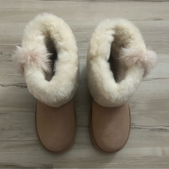 UGG Classic Mini Wisp Boot Women’s Size 6 Brand New W/ Box - Picture 3 of 13